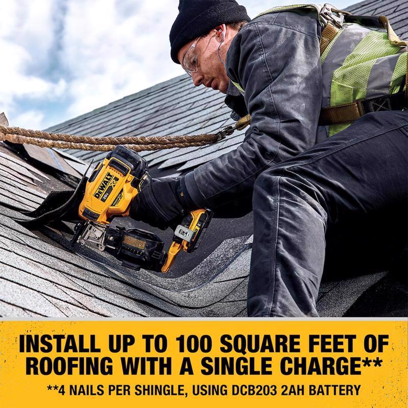 DeWalt 20V MAX Cordless 15 deg Coil Roofing Nailer Kit (Battery & Charger) 20 V