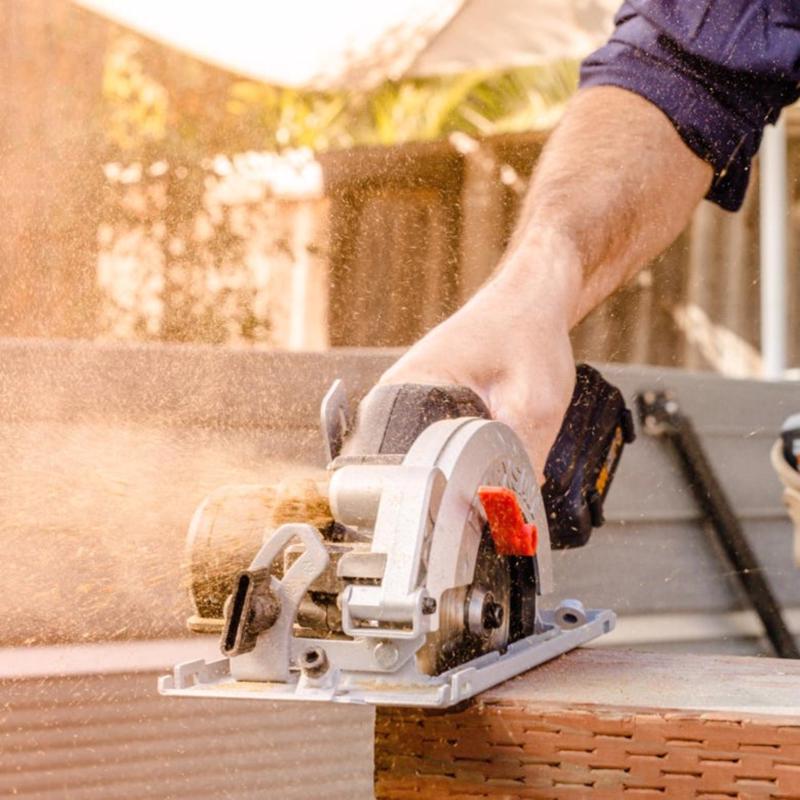 Worx 20V MAX 4-1/2 in. Cordless Brushless Compact Circular Saw
