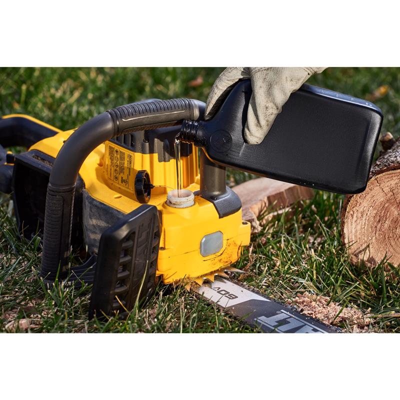 DeWalt 60V MAX DCCS677Y1 20 in. 50.2 cc 60 V Battery Chainsaw Kit (Battery & Charger)